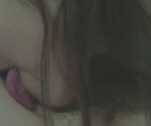 Anh chàng anime phim sex may mắn rắm vào mặt của cô gái của mình trong phòng tắm